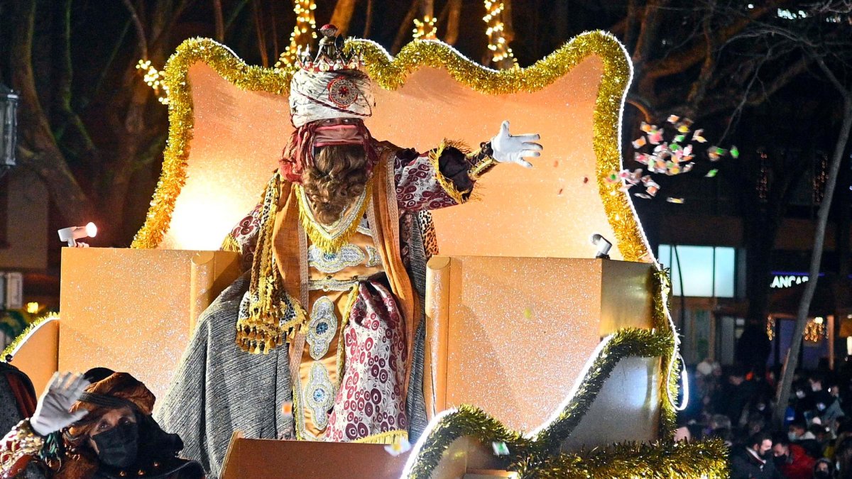 La cabalgata tendrá el formato habitual, tal como antes de la pandemia, que ya se recuperó este 2022 pese a la mascarilla.