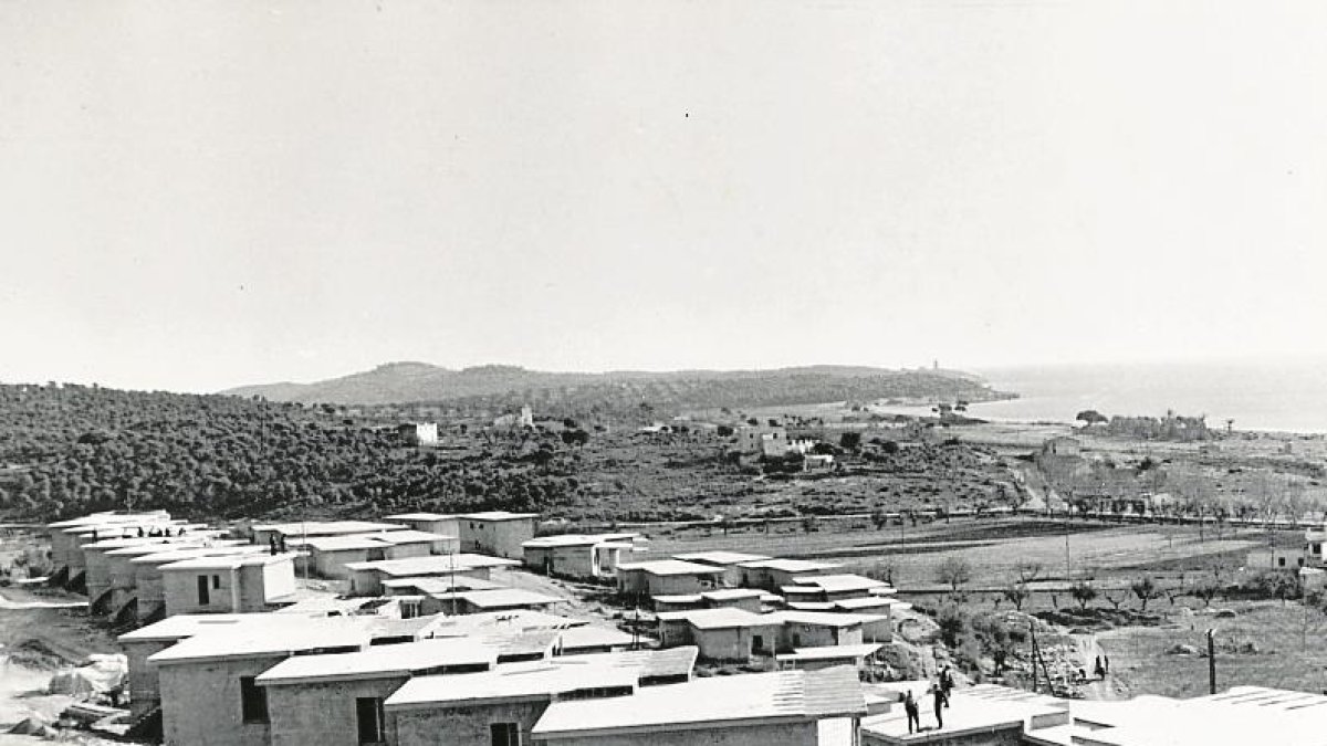 Los chalets en construcción. La capacidad era para 1.200 personas.