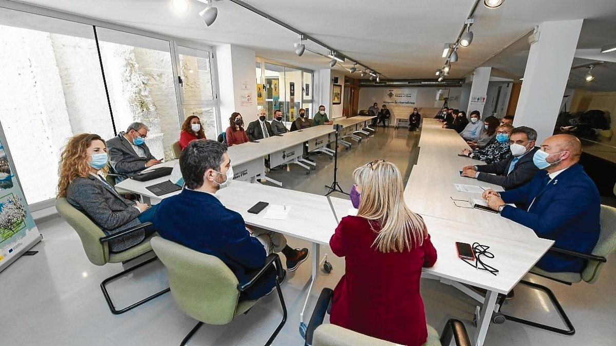 Reunió ahir del vicepresident al Consell Comarcal de la Ribera d’Ebre.