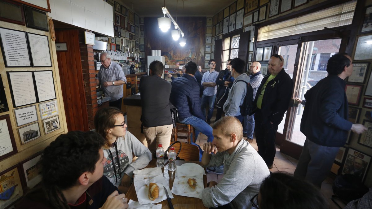 El Bar Boada, repleto, el pasado lunes a las 9,50 horas.
