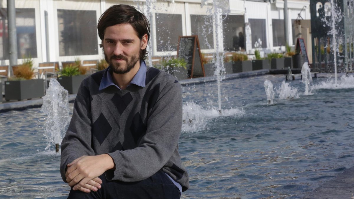 Carlos Marqués-Marcet, en el Serrallo. El sábado vuelve a Tarragona para presentar el film.