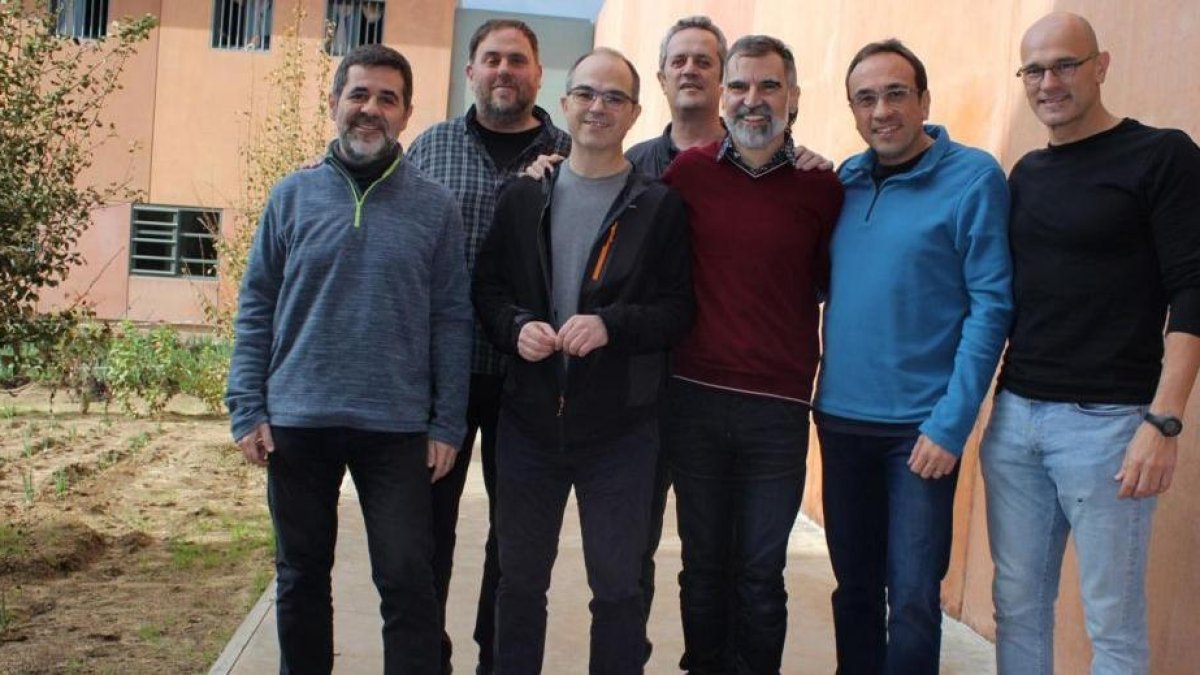 Els polítics independentistes en vaga de fam.