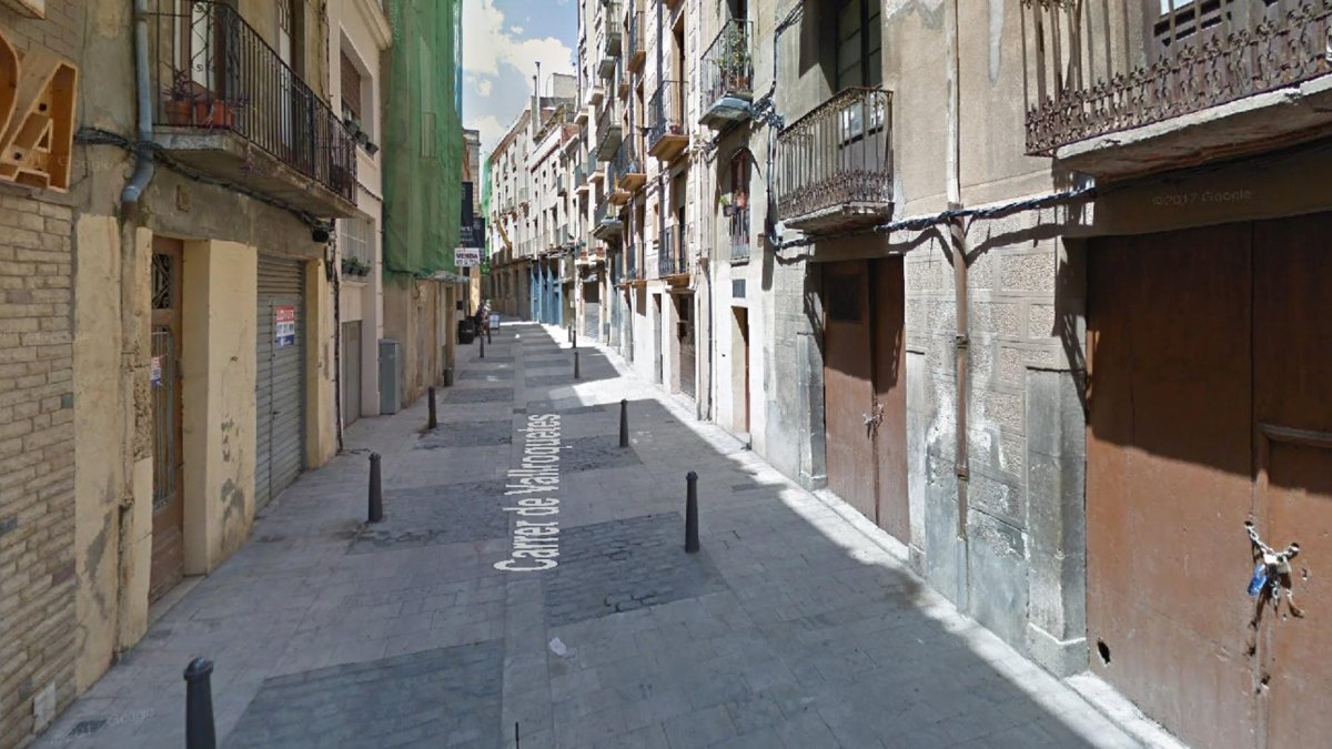 Imagen de la calle Vallroquetes de Reus.