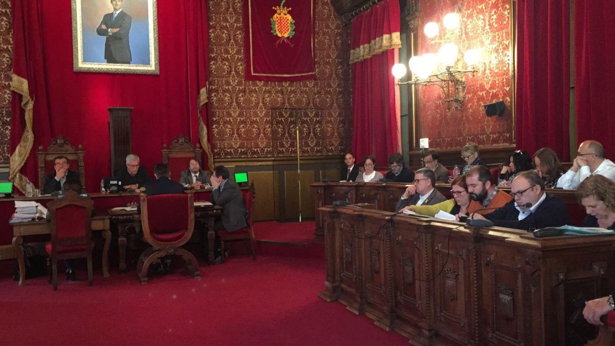 Imagen de la sesión plenaria de Tarragona esta mañana de viernes.