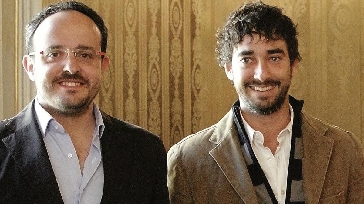 Alejandro Fernández y Carles Castillo, en una imagen de archivo en el Ayuntamiento de TGN. Lluís Milián