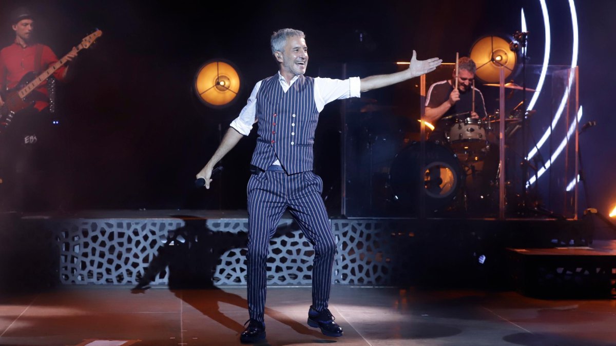 Sergio Dalma en el concierto de este jueves en el Camp de Mart de Tarragona.