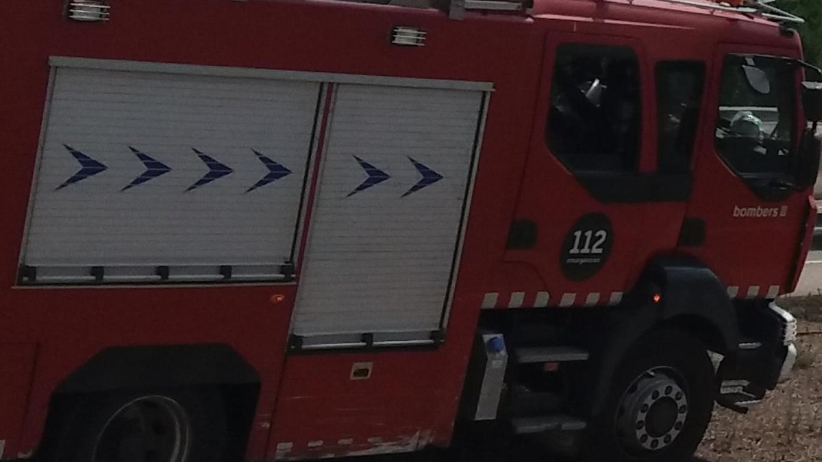 Incendio en la AP-7 de un autobús que iba a Marruecos
