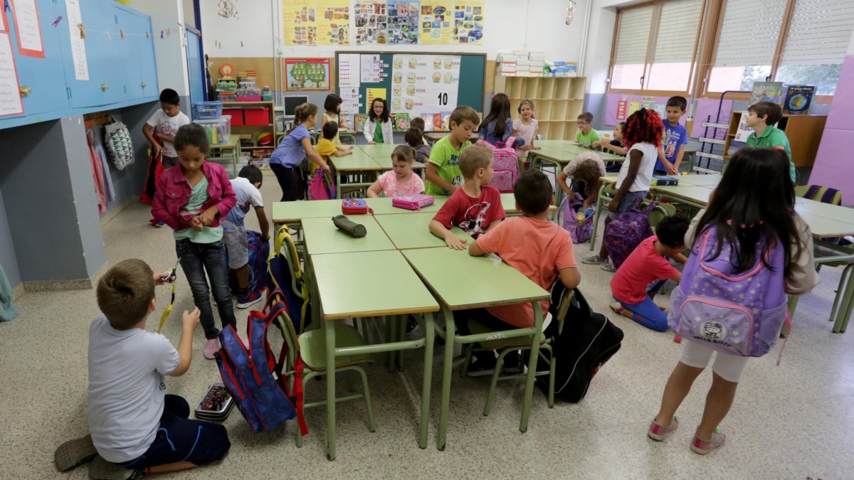 Els aspirants que hi vulguin participar podran presentar les sol·licituds corresponents durant el desembre de 2017.