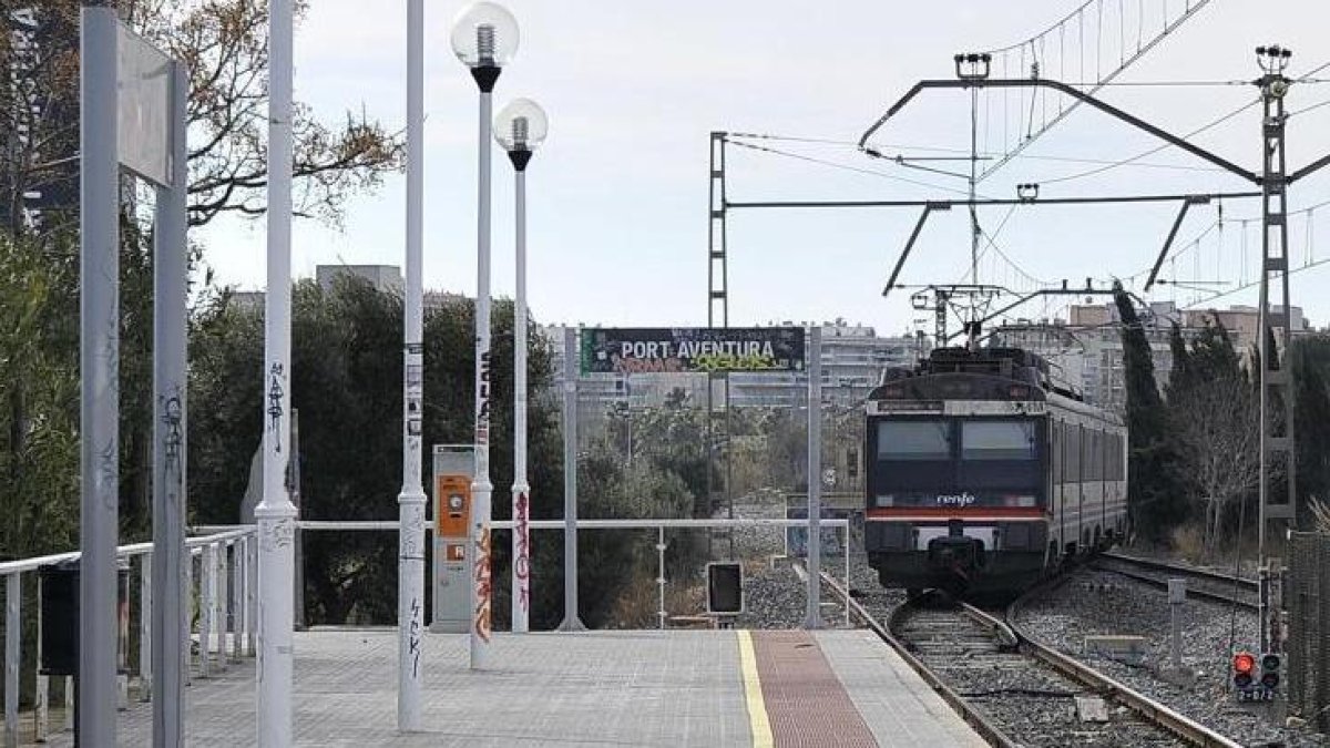 Canvi d'horaris a la R16 a partir del dia 2 de novembre