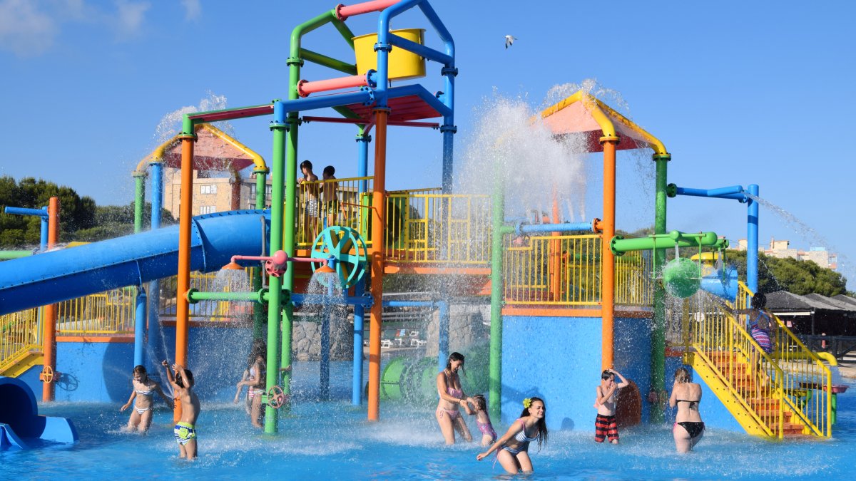Aquopolis Costa Daurada obre la temporada a La Pineda