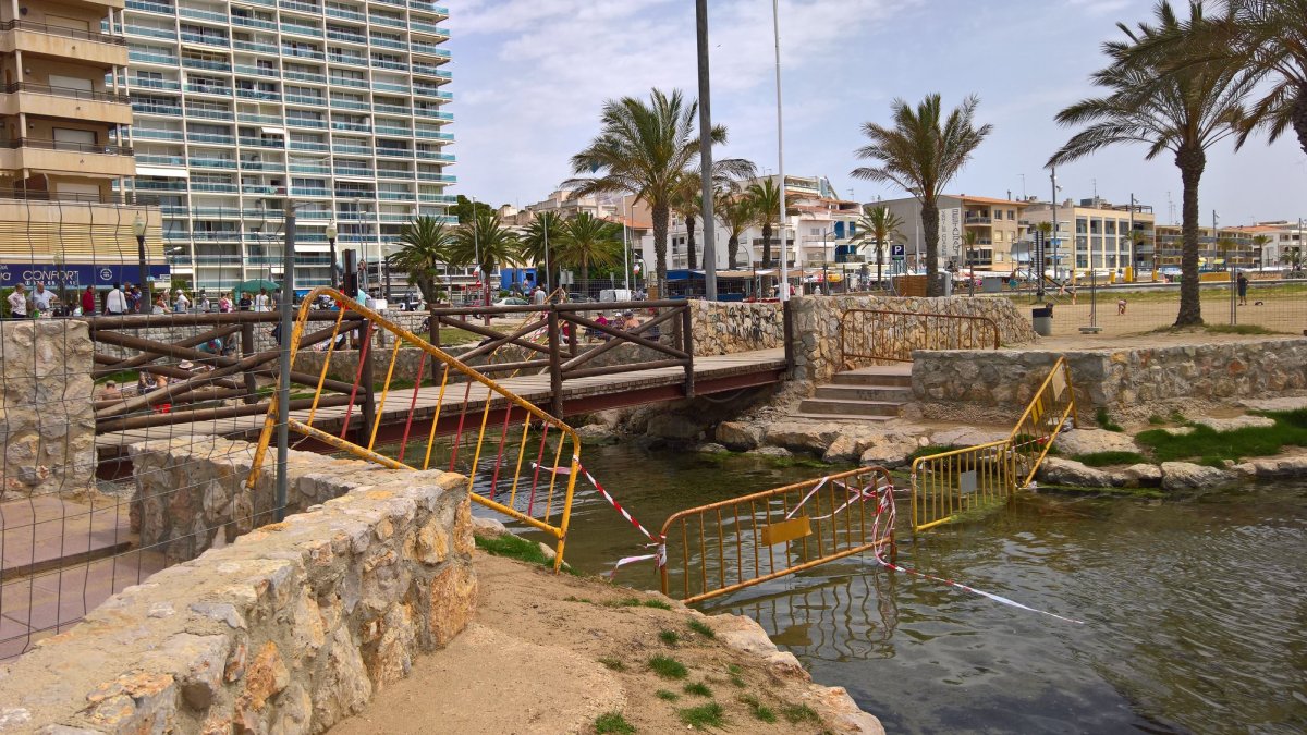 Las vallas en el riuet.