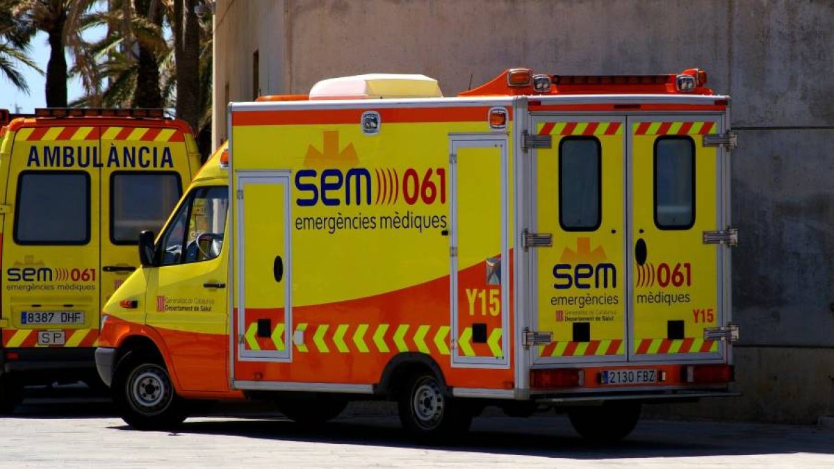 El hombre fue trasladado al hospital Joan XXIII.