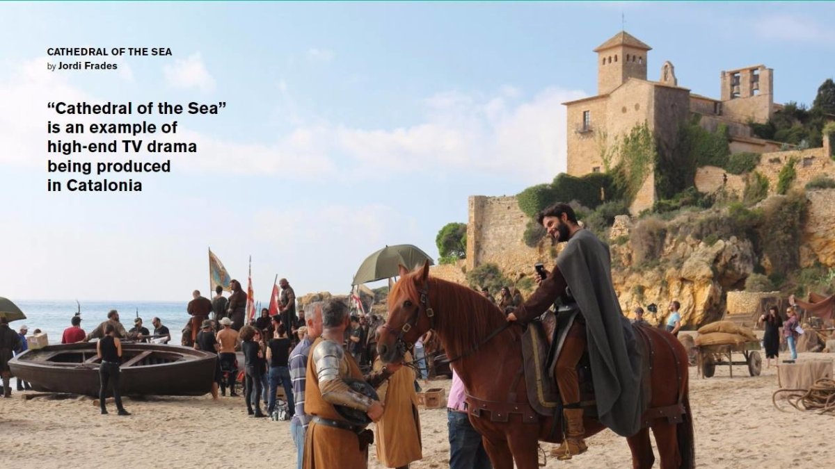 Imagen de ‘La Catedral del Mar’ en la revista de la Catalunya Film Comission