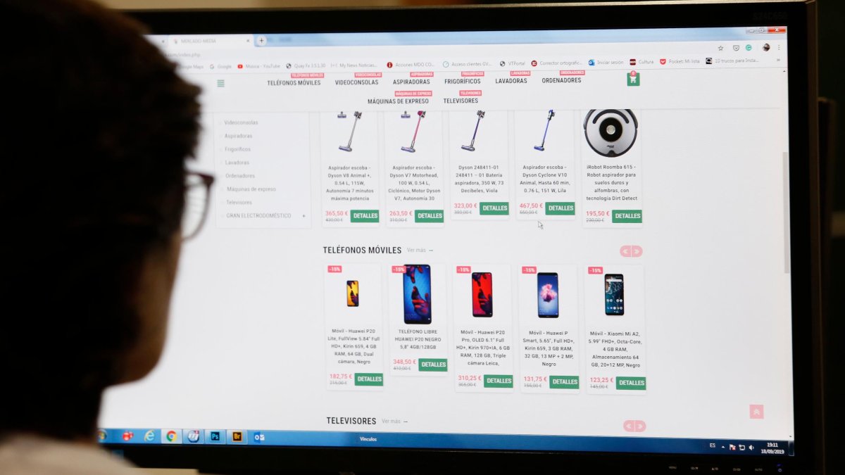 Algunas páginas web parecen reales, pero realmente son una estafa.