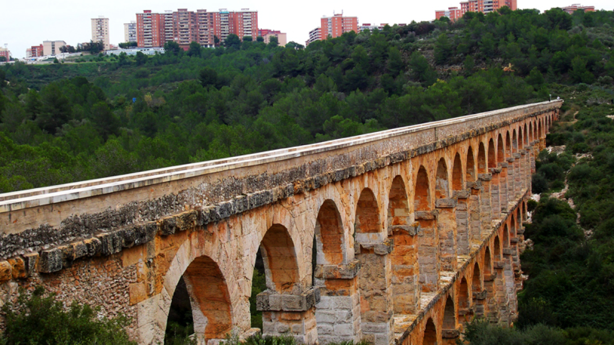 El acueducto de Tarragona, El Pont del Diable.