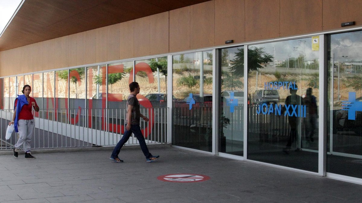 Entrada principal a Urgències del Hospital Joan XXIII.