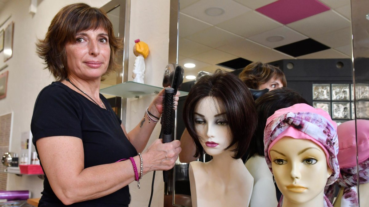 Pilar Arenar tiene su negocio en la calle Miami de Reus.