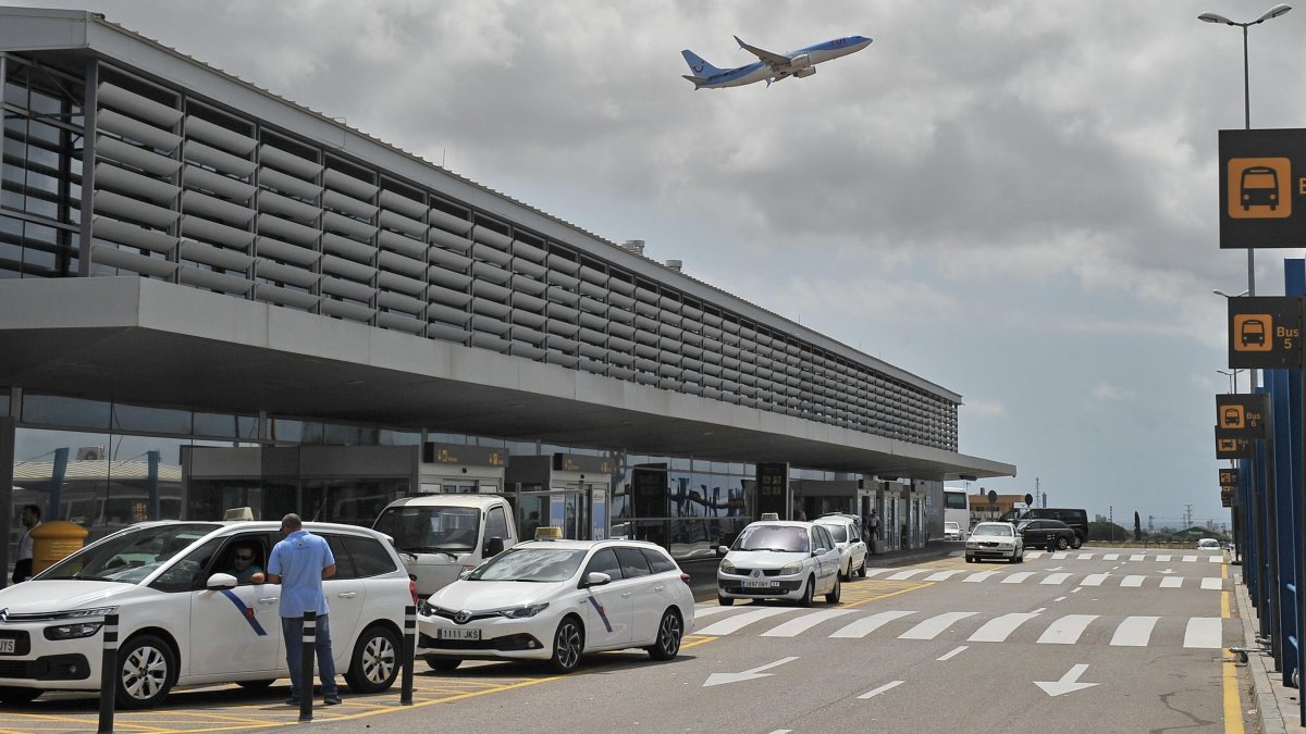 El Aeropuerto de Reus ofrecerá mejores servicios en asistencia y seguridad.