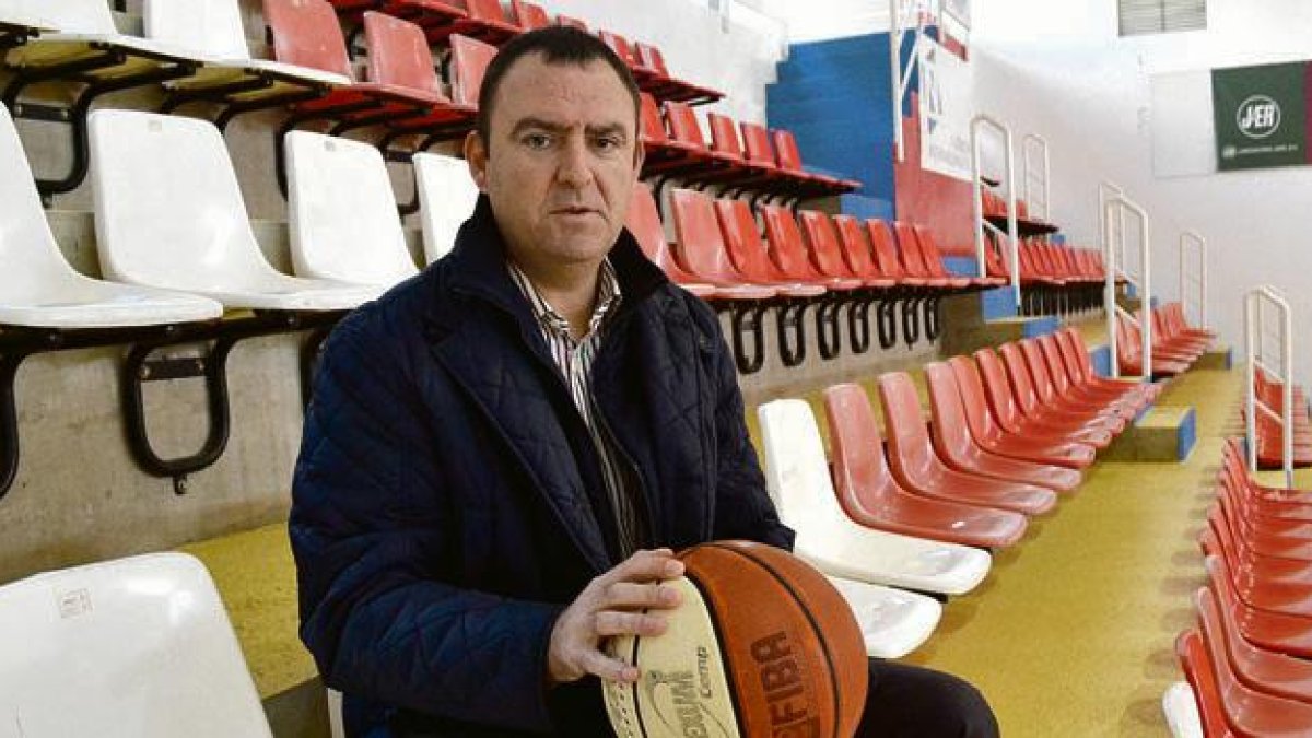 Francesc Canals deja de ser entrenador del CB Valls