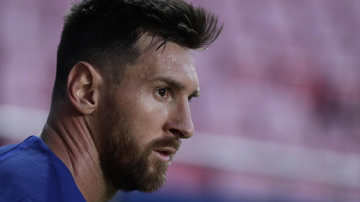 Leo Messi visita el Spotify Camp Nou: 