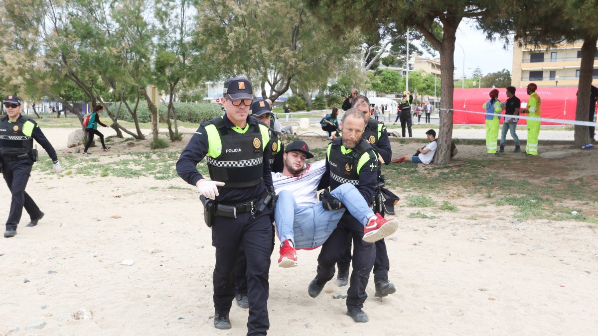 Simulacre amb dues catàstrofes a Cambrils