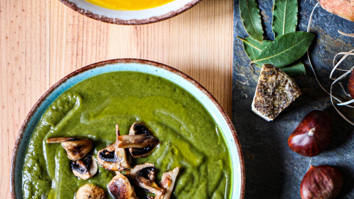 Crema de raíces con alga kombu