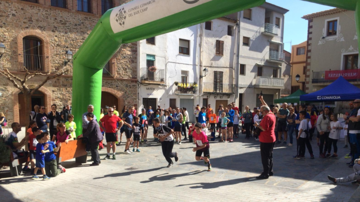 Participants en una edició anterior de la cursa.