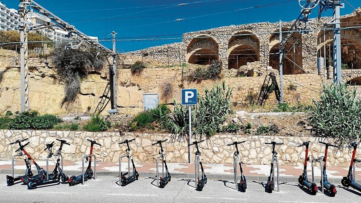 Los patinetes eléctricos causan cinco heridos graves en Tarragona hasta el 16 de julio.