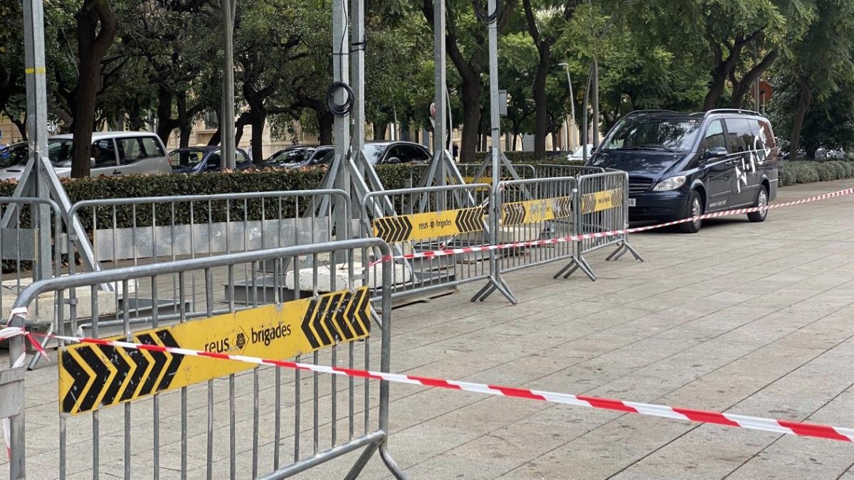 Los trabajos de montaje de la atracción ya se han puesto en marcha. ALFREDO GONZÁLEZ