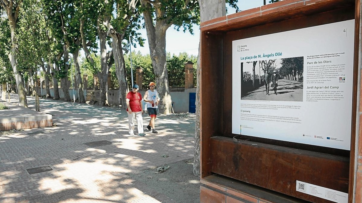 En el paseo de la Boca de la Mina se acaba de crear un nuevo ámbito que homenajea a la pedagoga reusense M. Àngels Ollé.