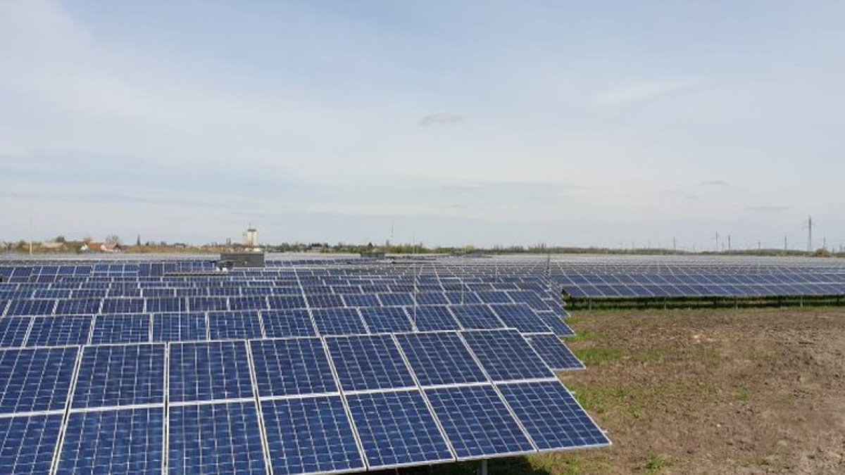 El Baix Penedès teme que le 'impongan' dos extensos huertos solares