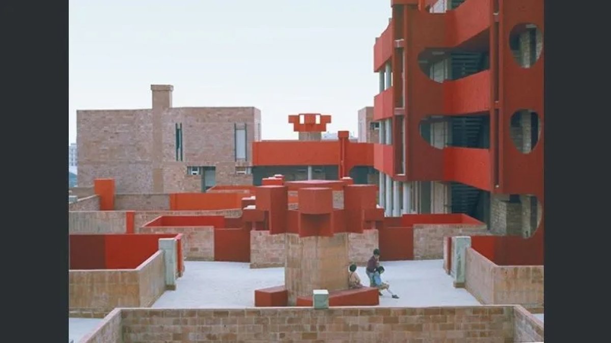 Plazas elevadas.