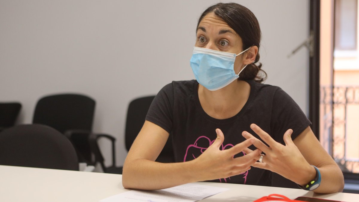 La concejal de la CUP, Eva Miguel Gascón, es la presidenta de Smhausa.