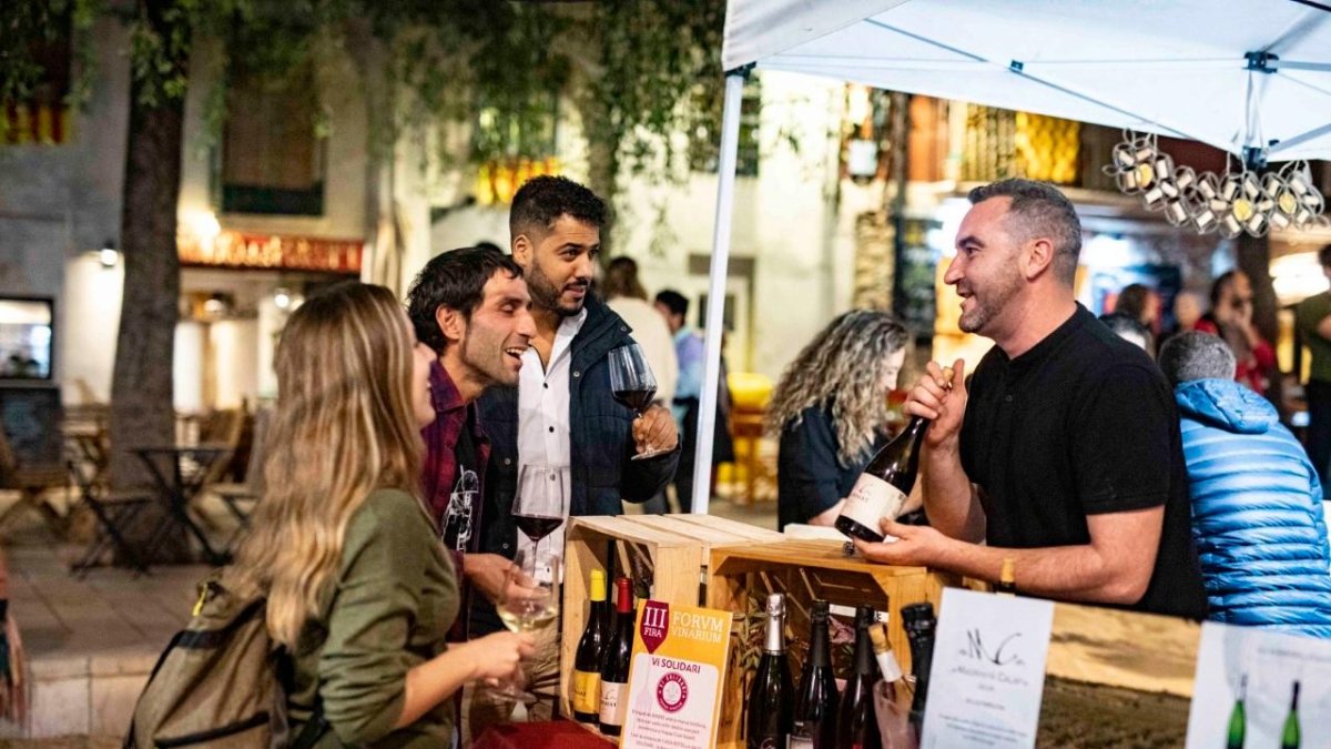 Un instante de la feria, ayer por la tarde en la Part Alta.