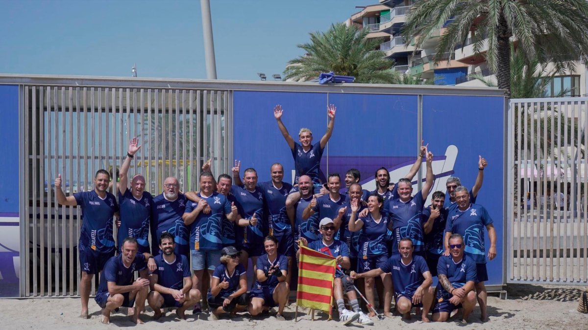 Miembros de la entidad del Bot Salvavides de Calafell.