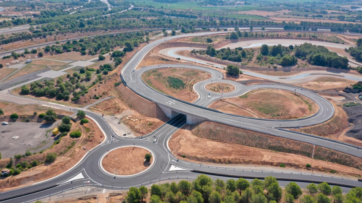 El Baix Penedès se sube al vehículo autónono con Idiada el volante