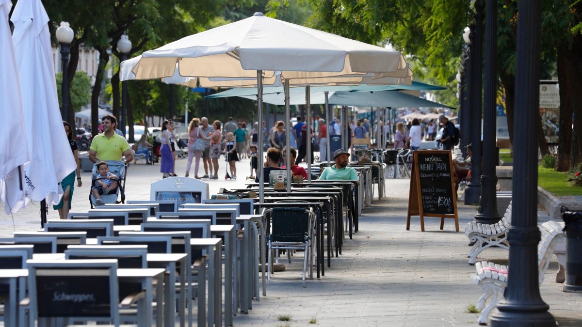 TGN descarta tirar adelante la ordenanza de terrazas y apuesta por los ‘decretazos’