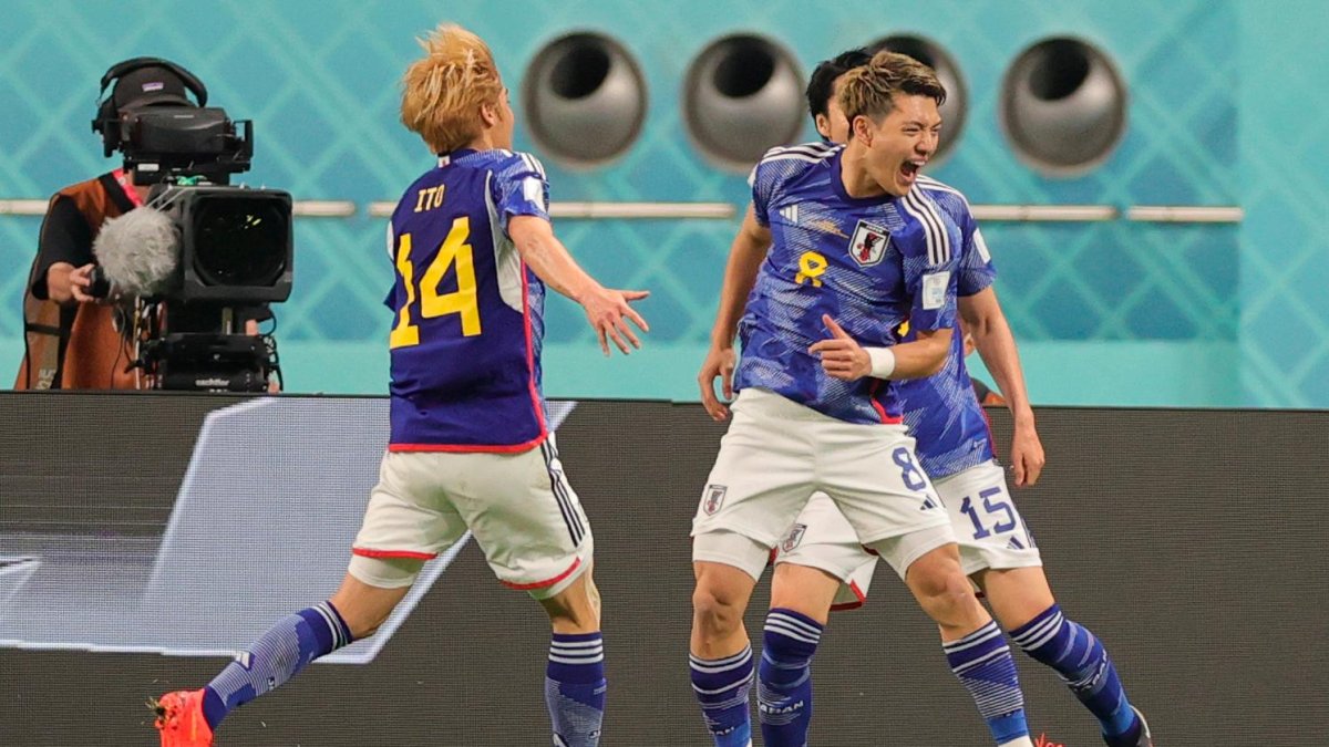 Japón celebra uno de los dos goles conseguidos frente a Alemania.