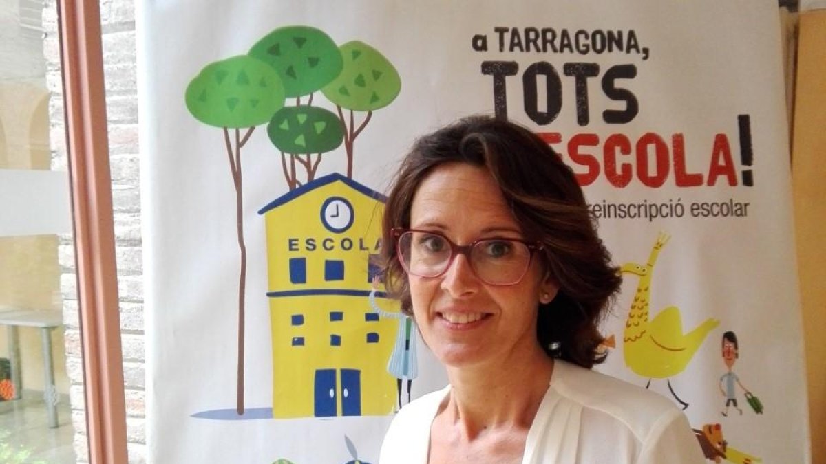 Imagen de la nueva directora del Institut Municipal d’Educació (IMET), Clàudia Aznar.