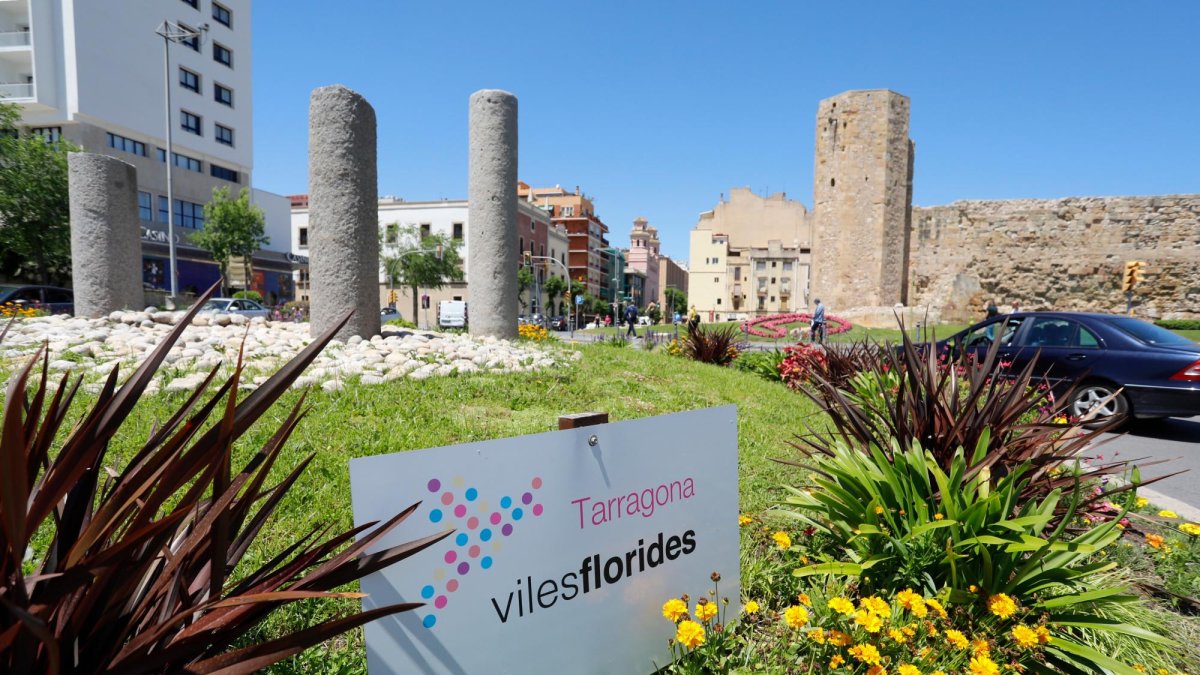 Tarragona es la Vila Florida más grande de Catalunya.