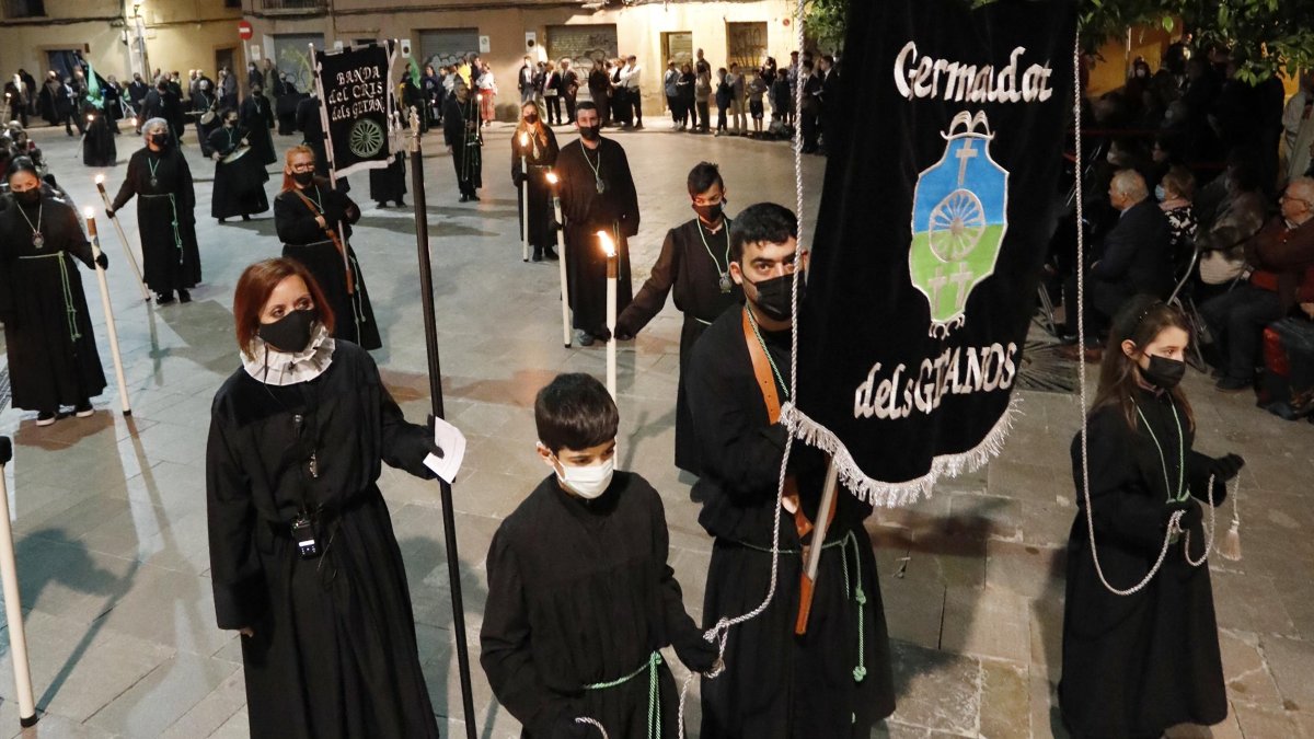 La Confraria del Sant Crist dels Gitanos ha restituït la participació gitana en el Sant Enterrament.