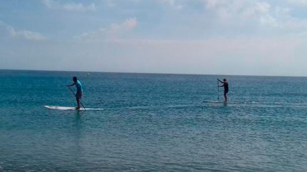 La práctica de este deporte en la Costa Daurada es muy extendida.