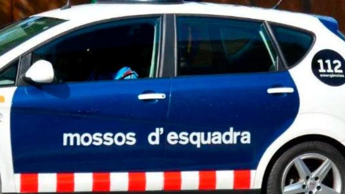 Baralla en un pàrquing d’un supermercat d’Amposta
