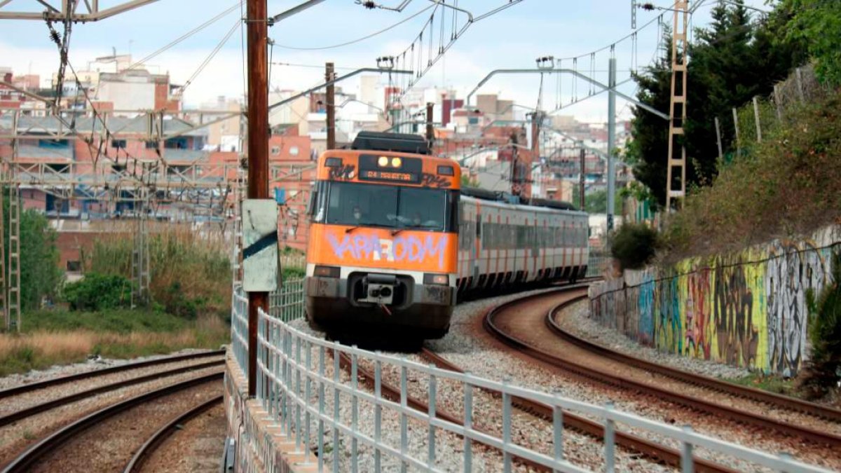 Pocos minutos antes de las 4 de la tarde, la circulación ha sido restablecida.