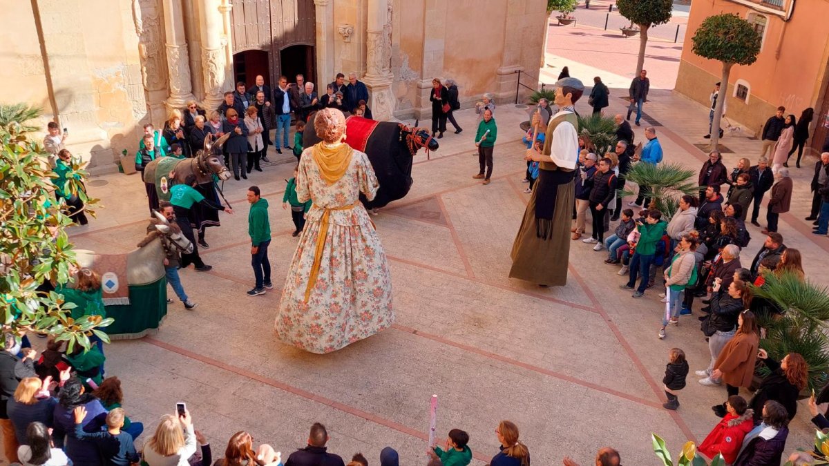 Moment d’estrena del nou element.