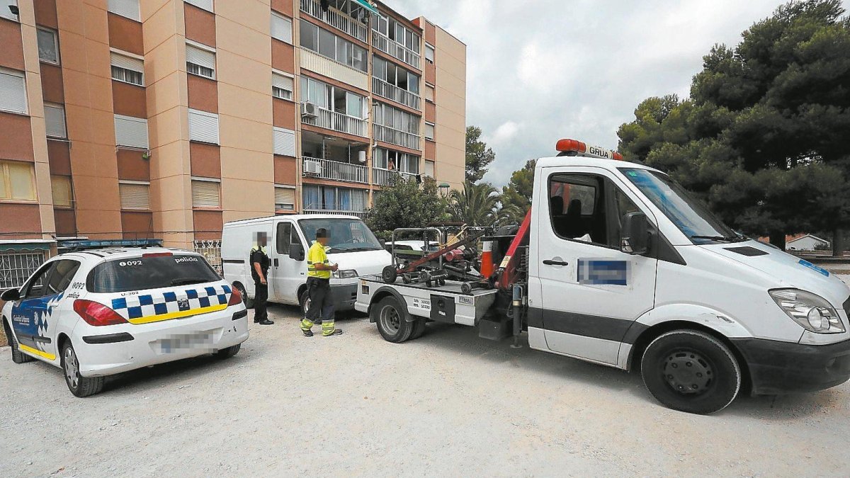 Según la OCU, que concluye que “muchos ayuntamientos encuentran en la tasa de retirada y depósito de vehículos una vía fácil de aumentar la recaudación”.