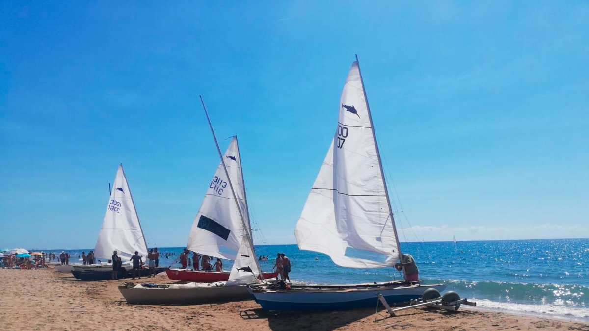 Sant Salvador quiere volver a ser la playa de los patines
