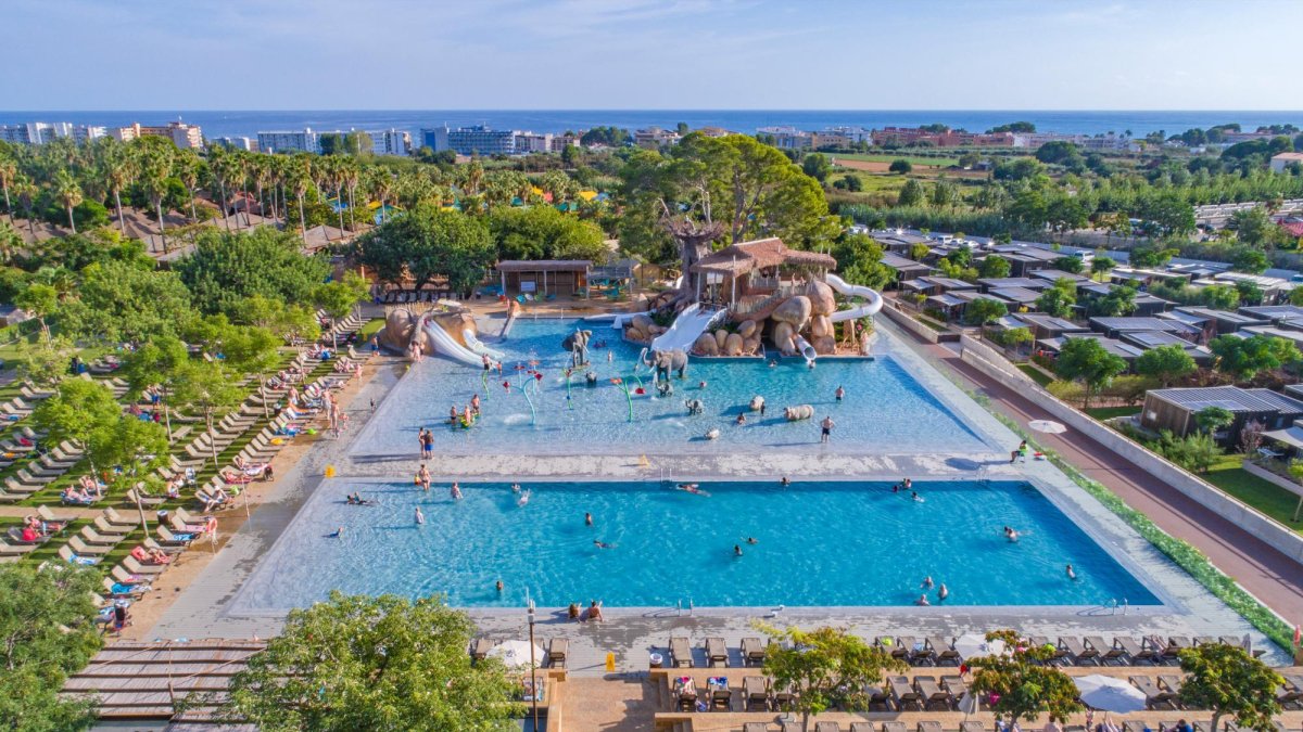 Imagen aérea del Sangulí de Salou, uno de los alojamientos con mayor prestigio en Europa.