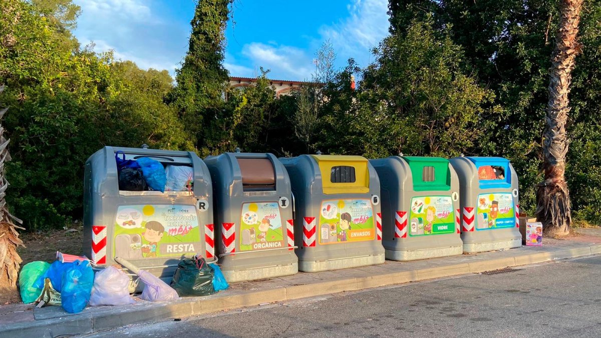 Según el sindicato, estas condiciones de trabajo han provocado varios casos de mareos y desmayos.