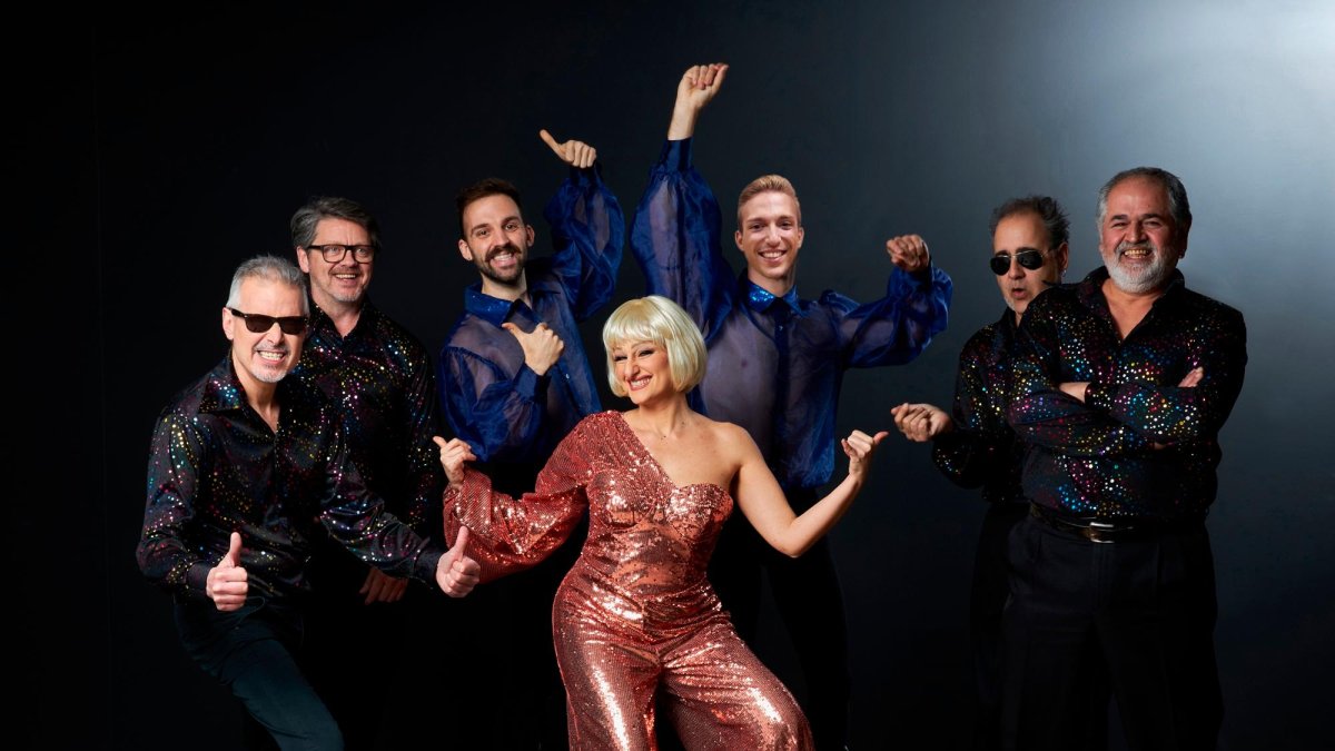 El grupo que llevará a Salou el cuidado tributo a la añorada Raffaella Carrà.